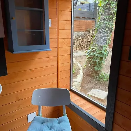 Makkocska Vendeghaz בקתה *